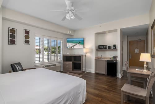 Naples Park Central Hotel, Room