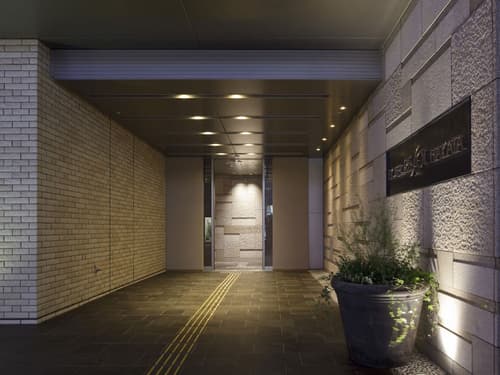 Hotel Resol Trinity Hakata, Interior entrance