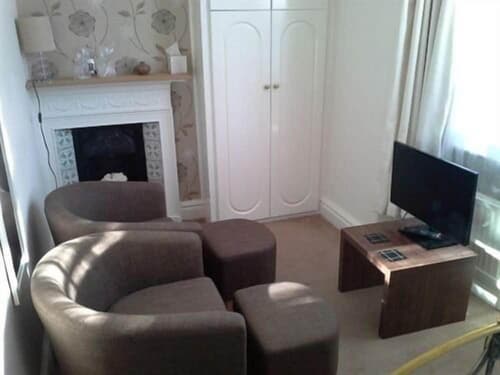 Ellerbrook House, Room