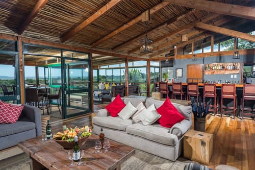Kariega Game Reserve - Main Lodge, Lobby lounge