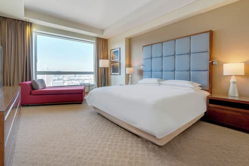 Swissotel Al Ghurair, Room