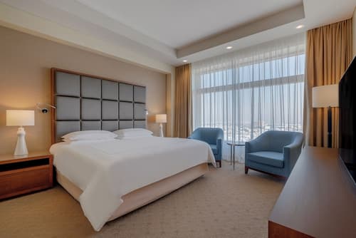 Swissotel Al Ghurair, Room
