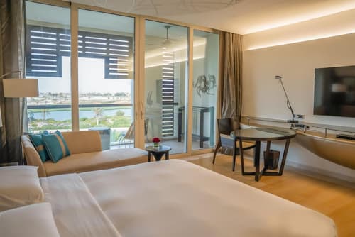 Park Hyatt Abu Dhabi Hotel & Villas