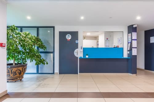 Zenitude Hôtel - Résidences Magny les Hameaux, Reception