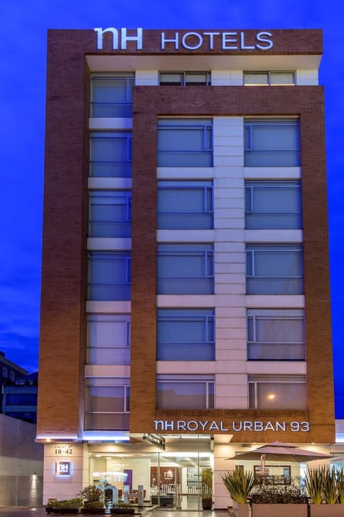 NH Bogotá Urban 93 Royal, Front of property - evening/night