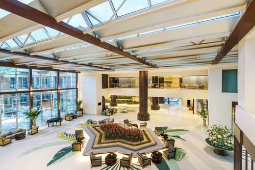 Rixos The Palm Hotel & Suites, Lobby sitting area