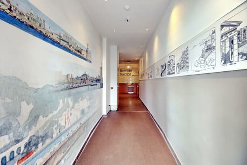 Best Western Hotel du Mucem, Lobby