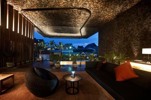 Cross Paasha Bali Seminyak, Lobby sitting area