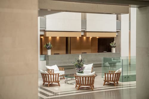 Avra Imperial Hotel, Lobby