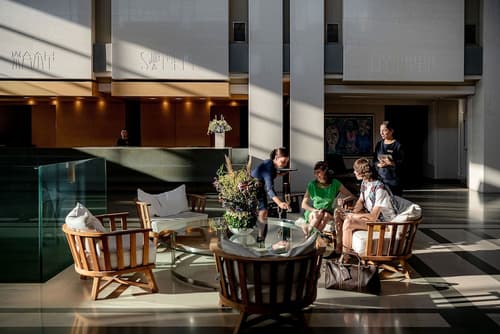 Avra Imperial Hotel, Lobby