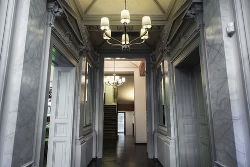 Hotel Noir, Reception