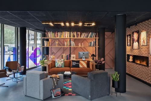 Moxy Amiens, Lobby lounge