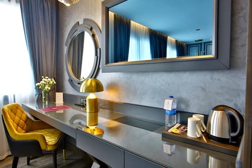 Amethyst Hotel, Room