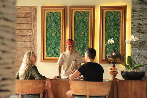 The Wolas Villa & Spa, Lobby