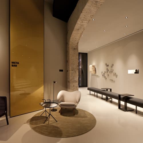 Caro Hotel, Lobby lounge