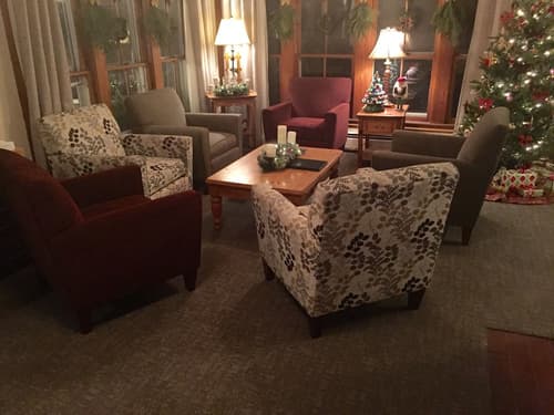 The Vermont Inn, Lobby lounge