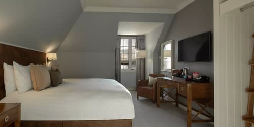 The Glencoe Inn, Room