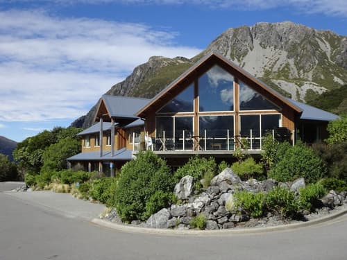 Aoraki Mount Cook Alpine Lodge, Primary image