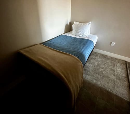 West Coast Motel, Room