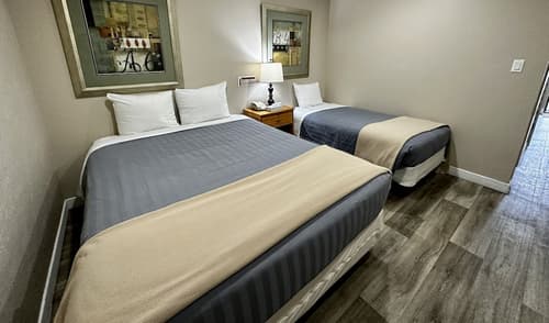West Coast Motel
