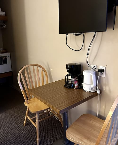 West Coast Motel, Room