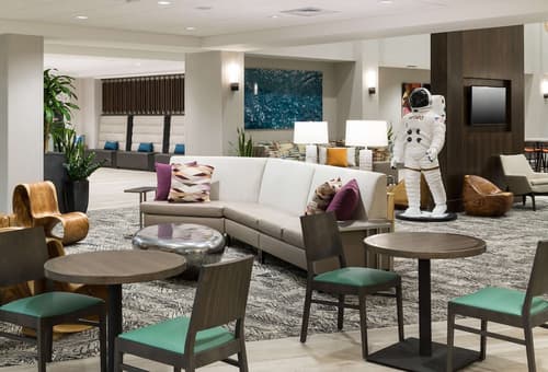 Home2 Suites by Hilton Cape Canaveral Cruise Port, FL, Lobby
