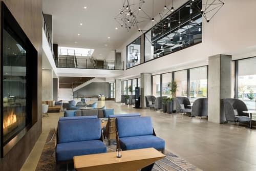 Marriott Tacoma Downtown, Lobby