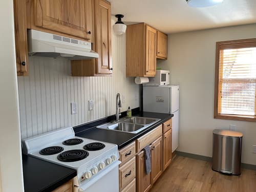 Pinedale Cozy Cabins