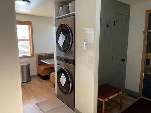 Pinedale Cozy Cabins