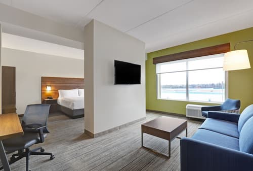 Holiday Inn Express & Suites Collingwood by IHG, Room