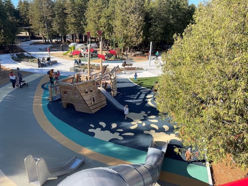 Holiday Inn Express & Suites Collingwood by IHG, Point of interest