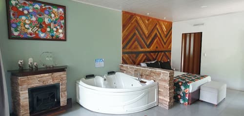 Yellow Tree Suites, Room