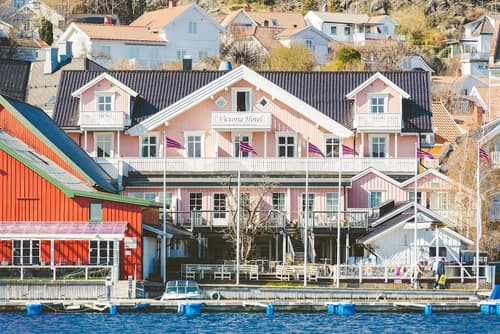 Victoria Hotel, Primary image