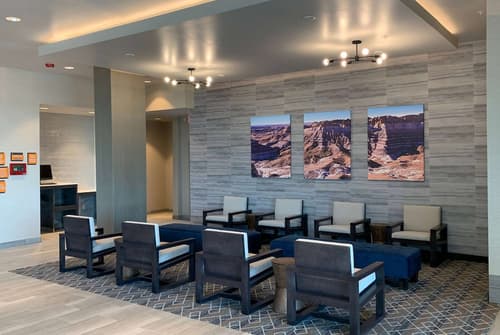 La Quinta Inn & Suites by Wyndham Holbrook Petrified Forest, Lobby