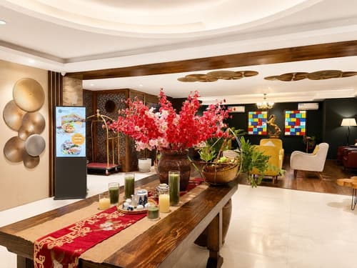 Happy Life Green Hotel