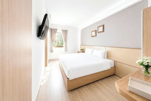 Happy Life Green Hotel
