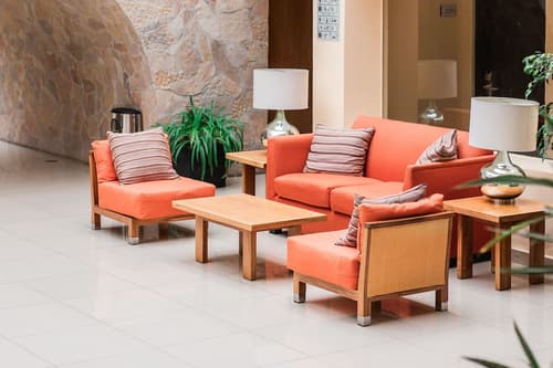 Hotel Rocaval, Reception