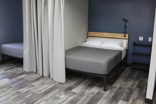 Stay Classy Hostel, Room