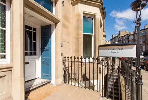 JOIVY Haymarket, Primary image