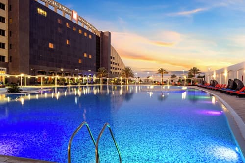 Grand Millennium Tabuk, Outdoor pool