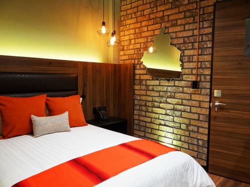 Cadillac Hotel Boutique