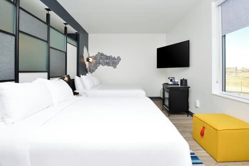 Aloft North Kansas City, Room