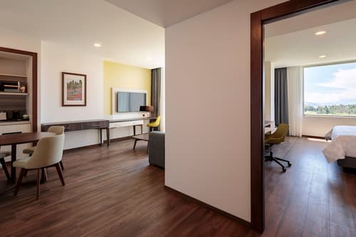 Holiday Inn Quito Airport by IHG