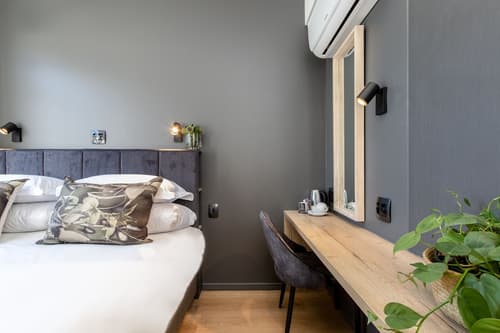 Kloof Street Hotel, Room