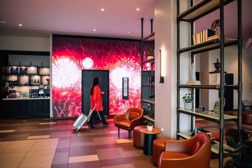 Cambria Hotel Washington D.C. Navy Yard Riverfront, Lobby