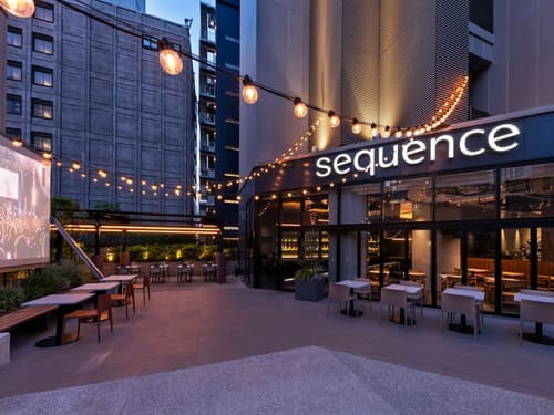 Sequence Suidobashi Tokyo, Primary image