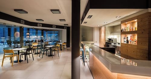 Hotel Boite, Swim-up bar