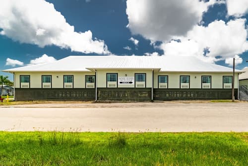 Everglades Adventures Hotel Suites by Ivey House, Exterior