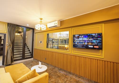 La Fleur Premium Central Apartment