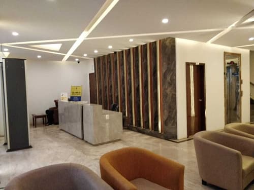 Hotel Zakaria International, Reception